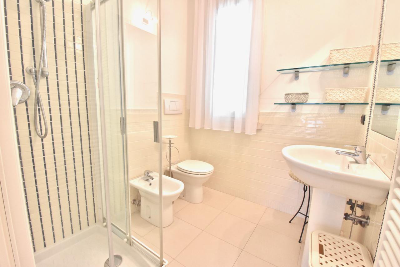 Liro Apartments Лидо ди Йезоло Екстериор снимка