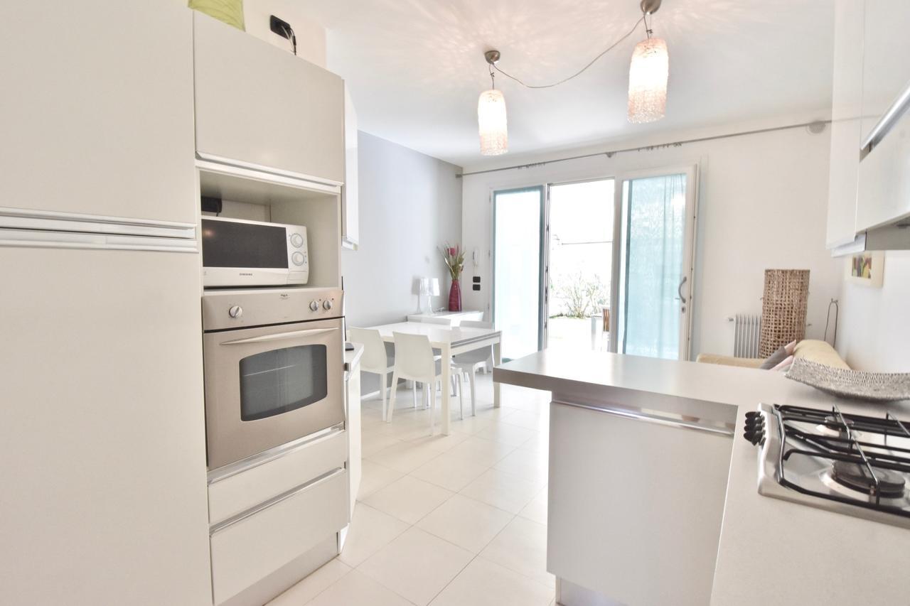 Liro Apartments Лидо ди Йезоло Екстериор снимка